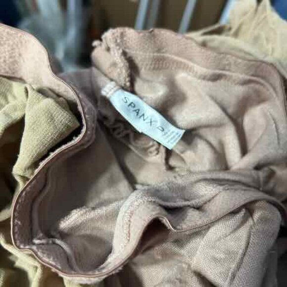 Lot of 15 Pairs Previously Worn Pantyhose - Picture 4 of 12